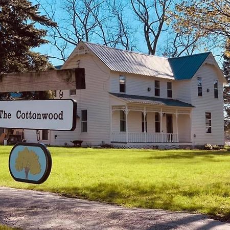 The Cottonwood Inn B&B 엠파이어 외부 사진