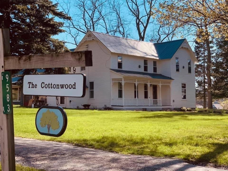 The Cottonwood Inn B&B 엠파이어 외부 사진